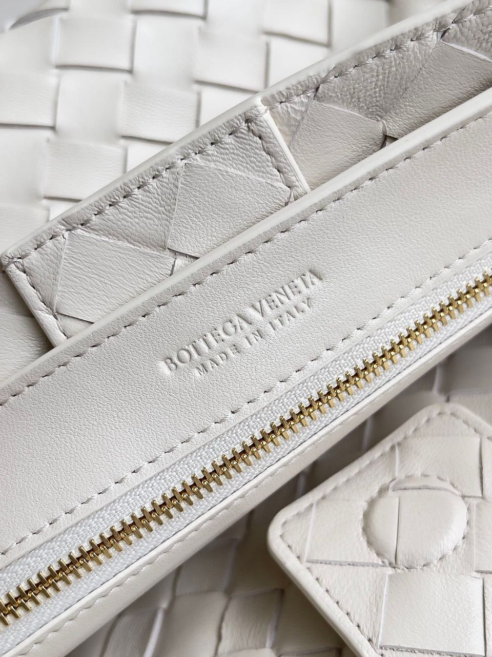Bottega Veneta Andiamo Bag Medium White