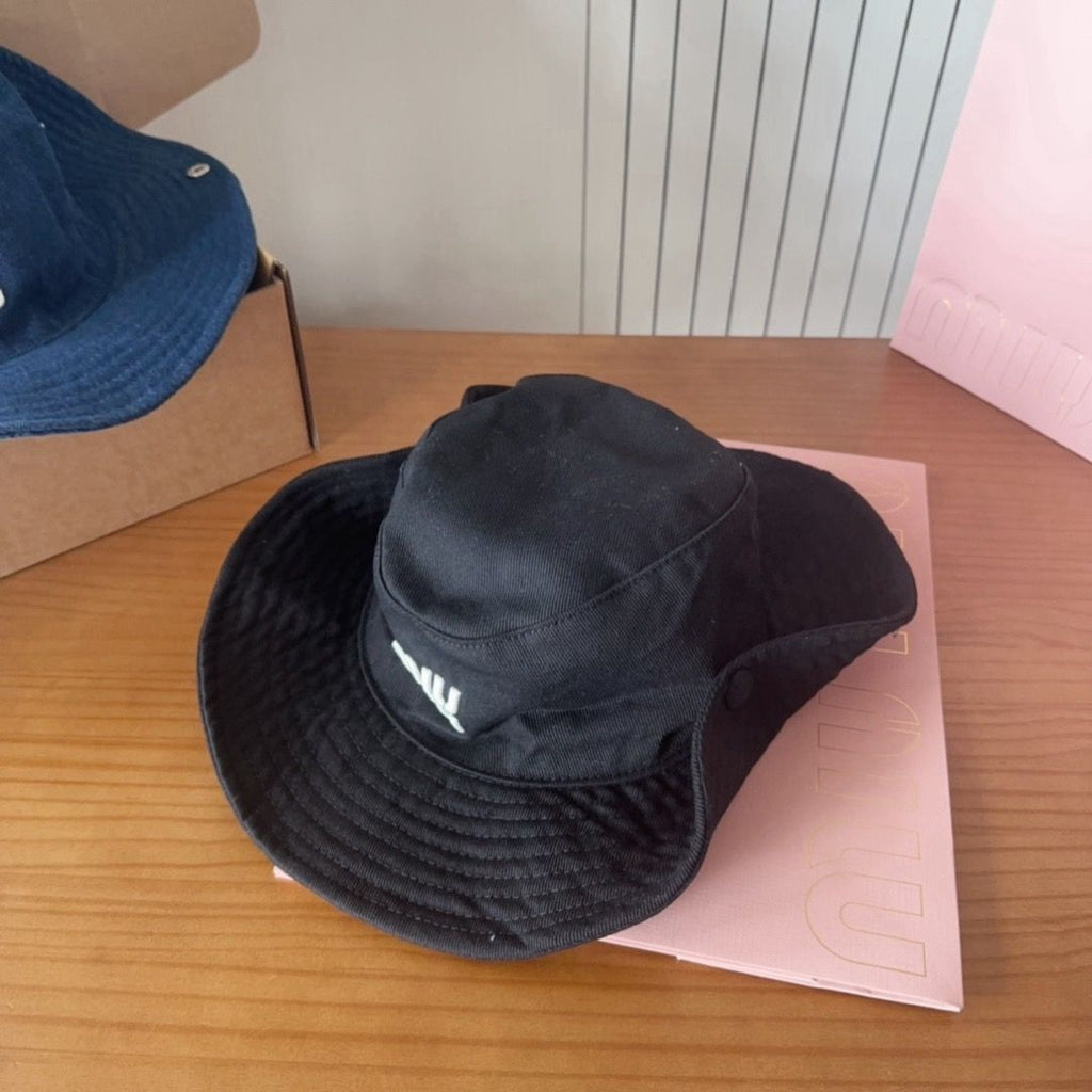 Chapéu Miu Miu Black