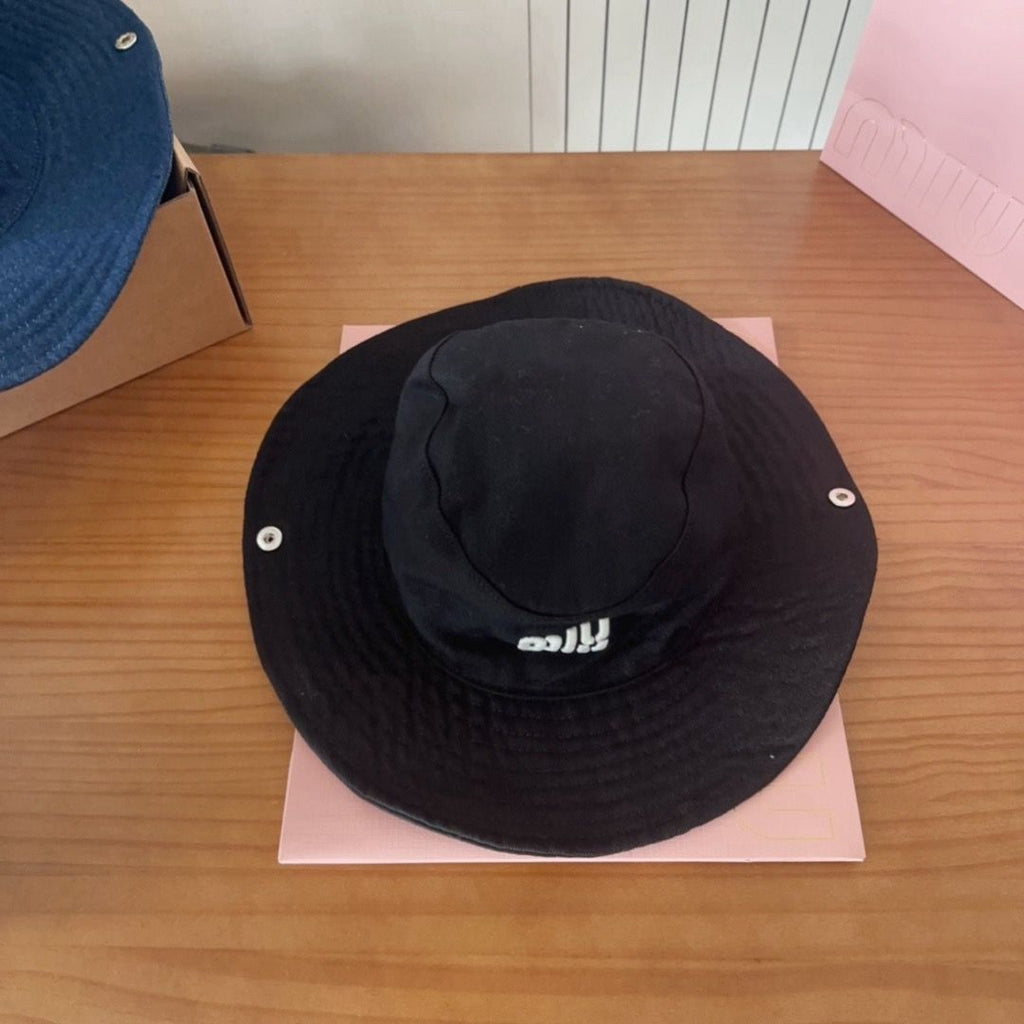 Chapéu Miu Miu Black