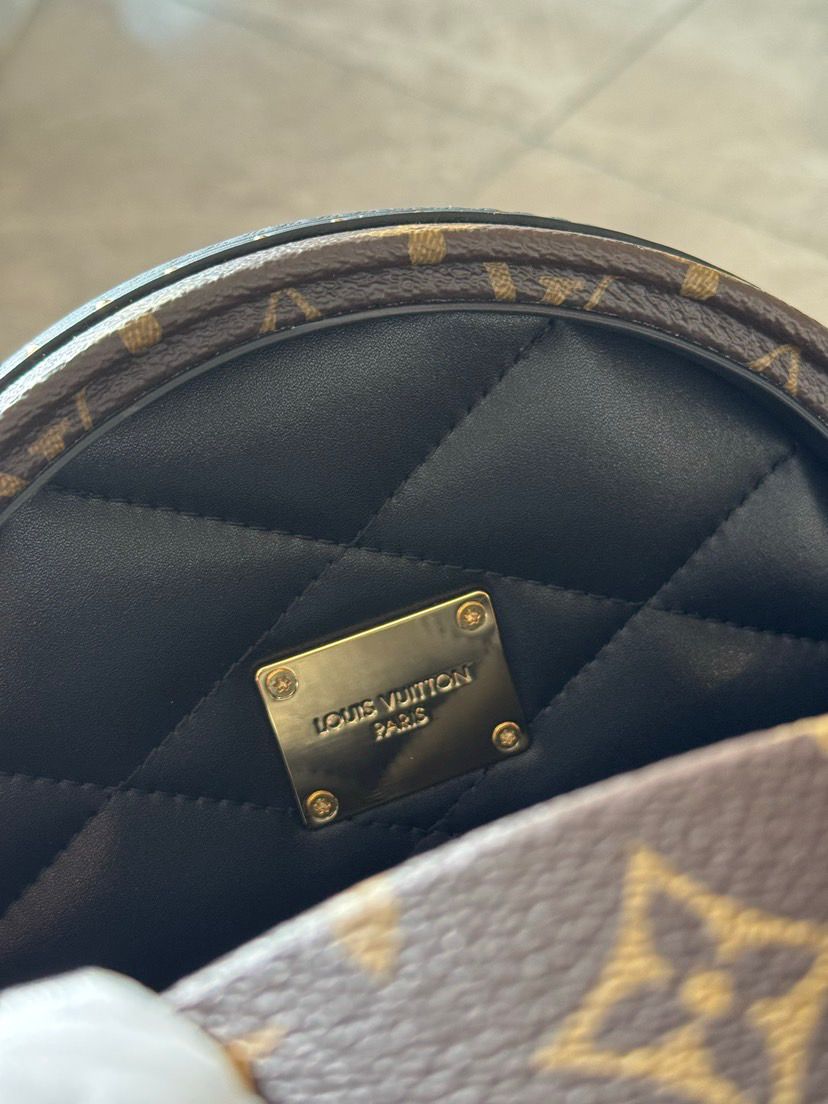 Bolsa Louis Vuitton Boîte Chapeau