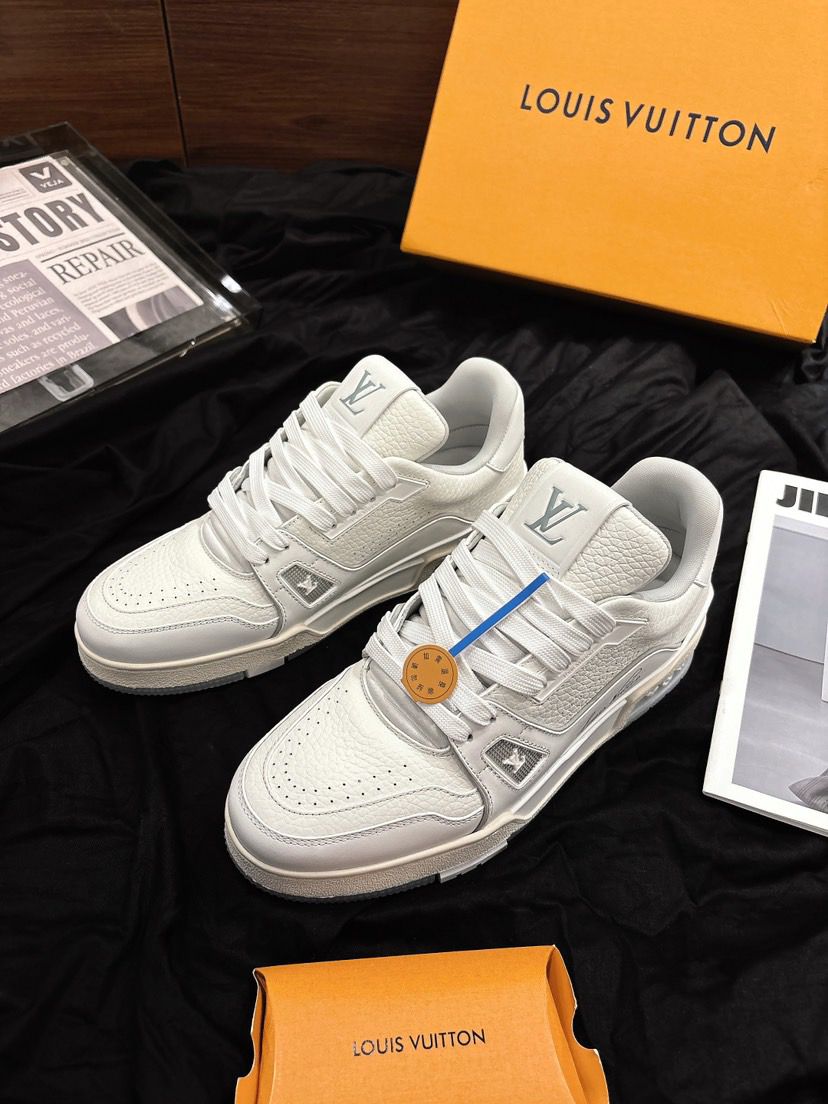 Trainer #54 White.