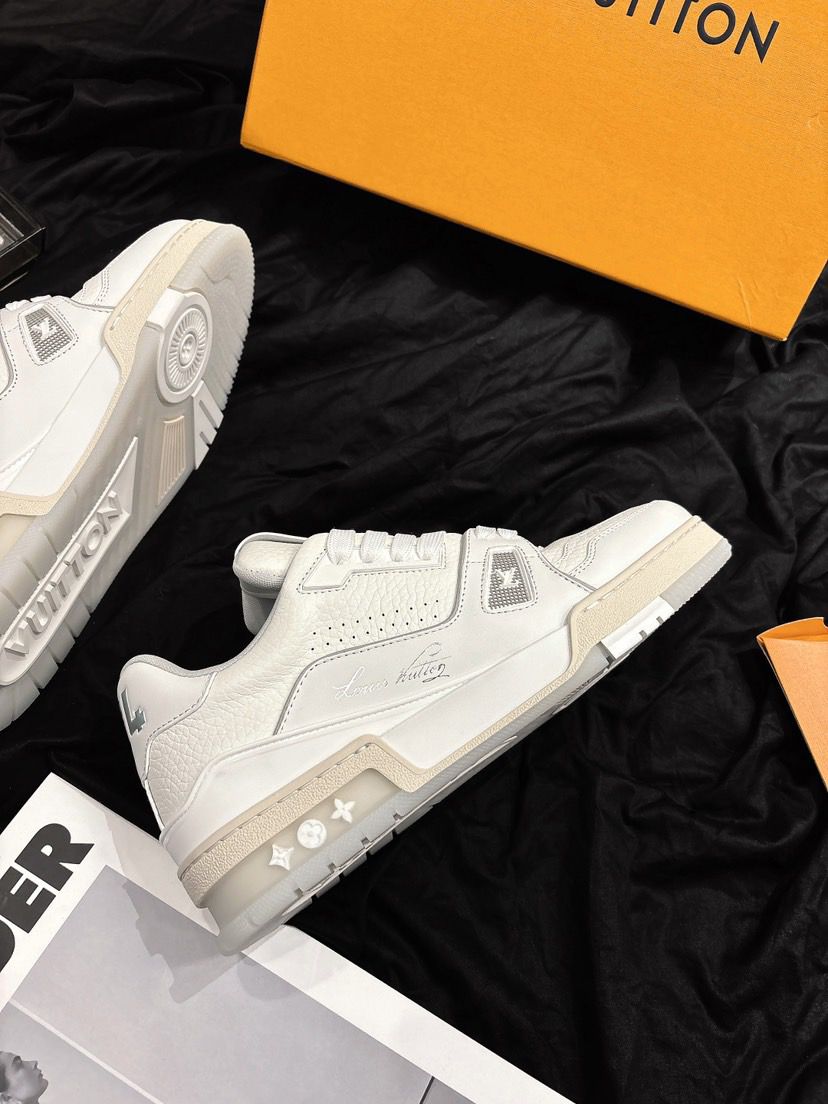 Trainer #54 White.