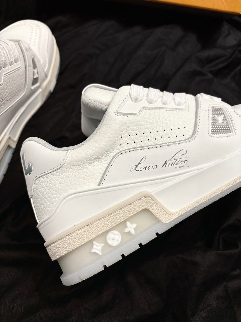 Trainer #54 White.