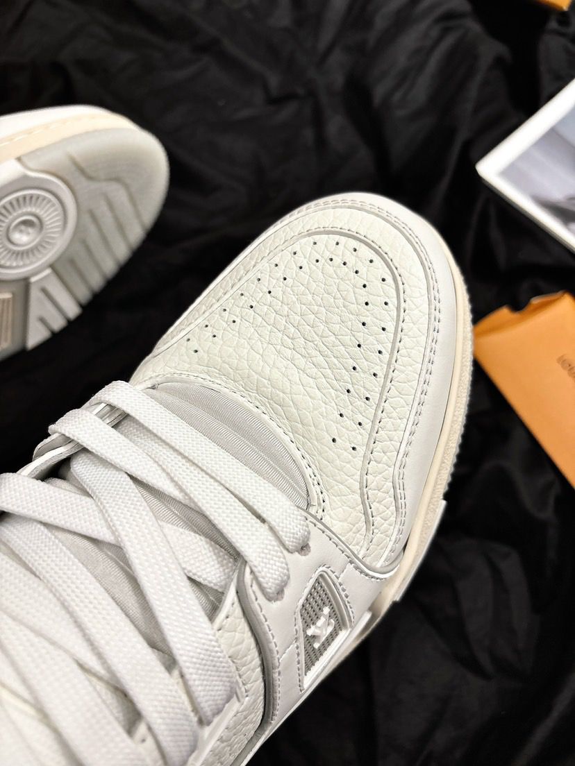 Trainer #54 White.