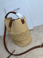 Bolsa Celine Bucket Louise Pequena