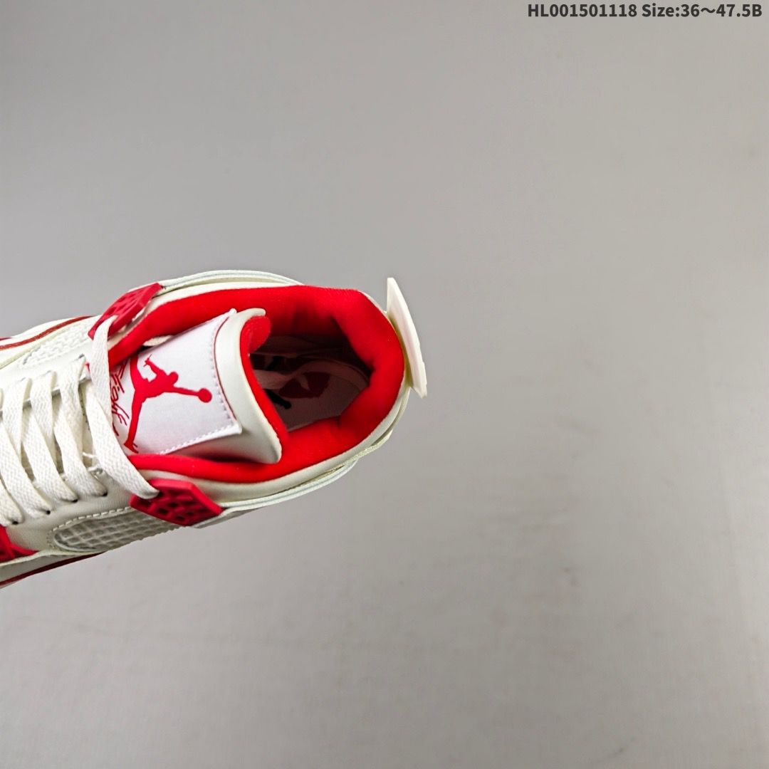 Nike Air Jordan 4 Retro "Valentine's Day"