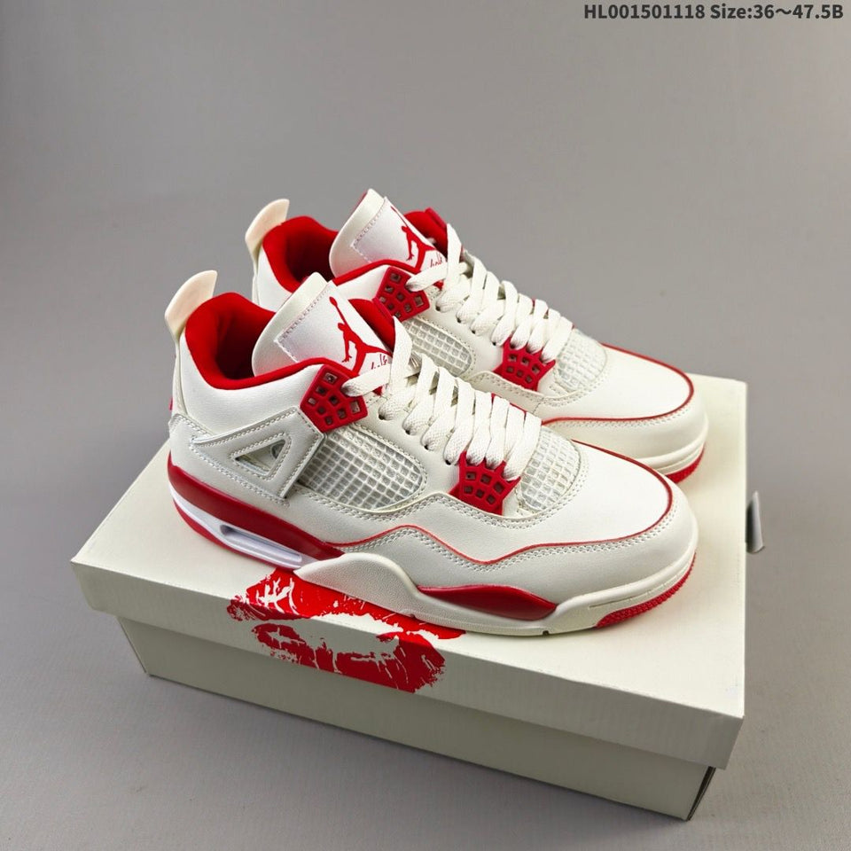 Nike Air Jordan 4 Retro "Valentine's Day"