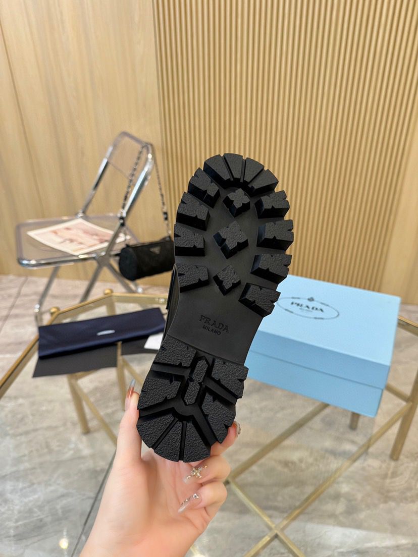 Mocassim Prada Black Gold