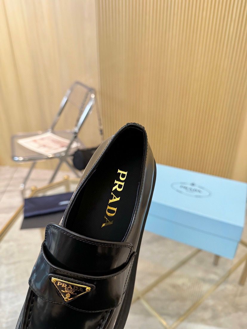 Mocassim Prada Black Gold