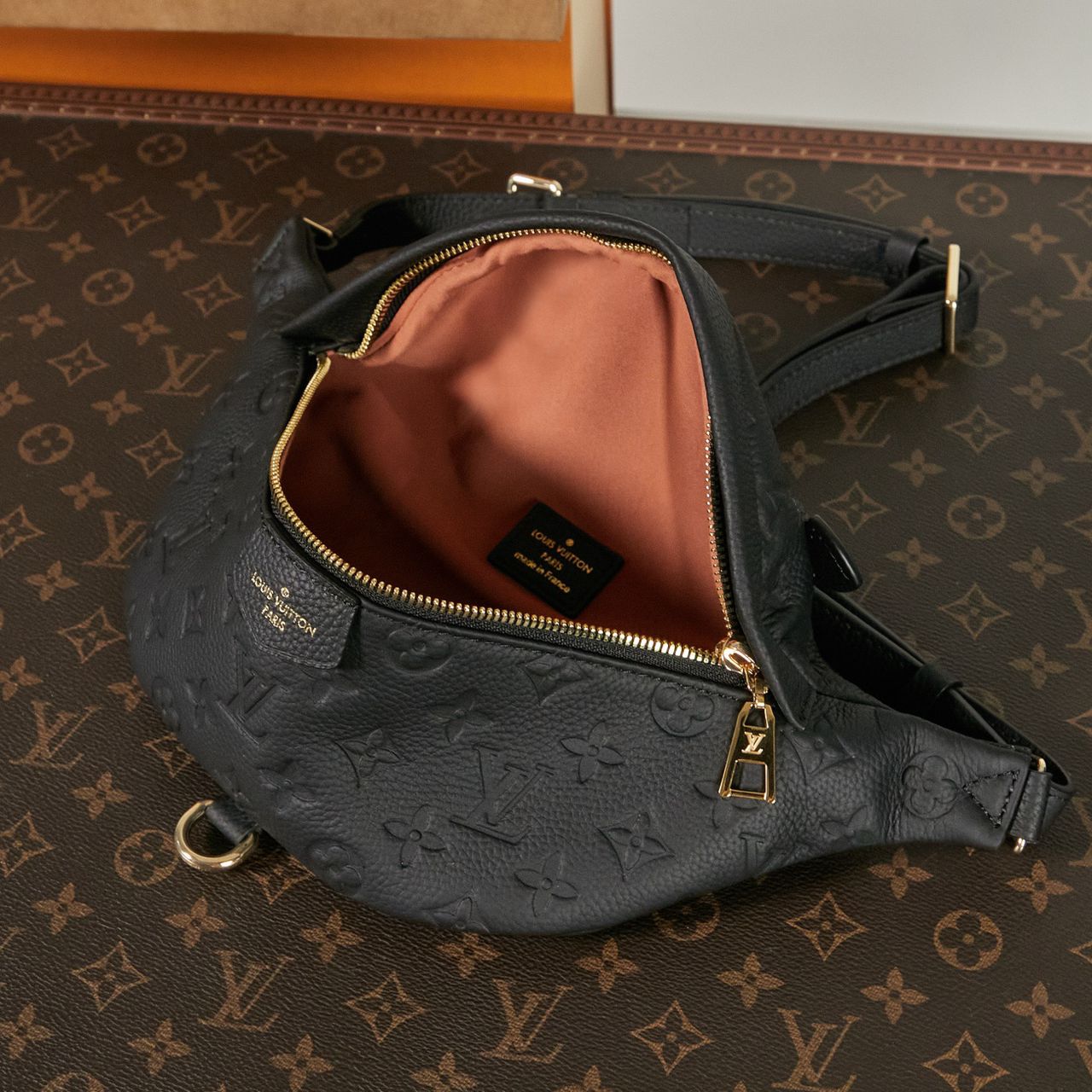 Louis Vuitton Bumbag Monogram Empreinte Black
