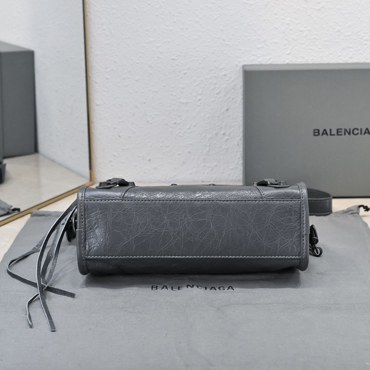 Bolsa Balenciaga Le City Mini