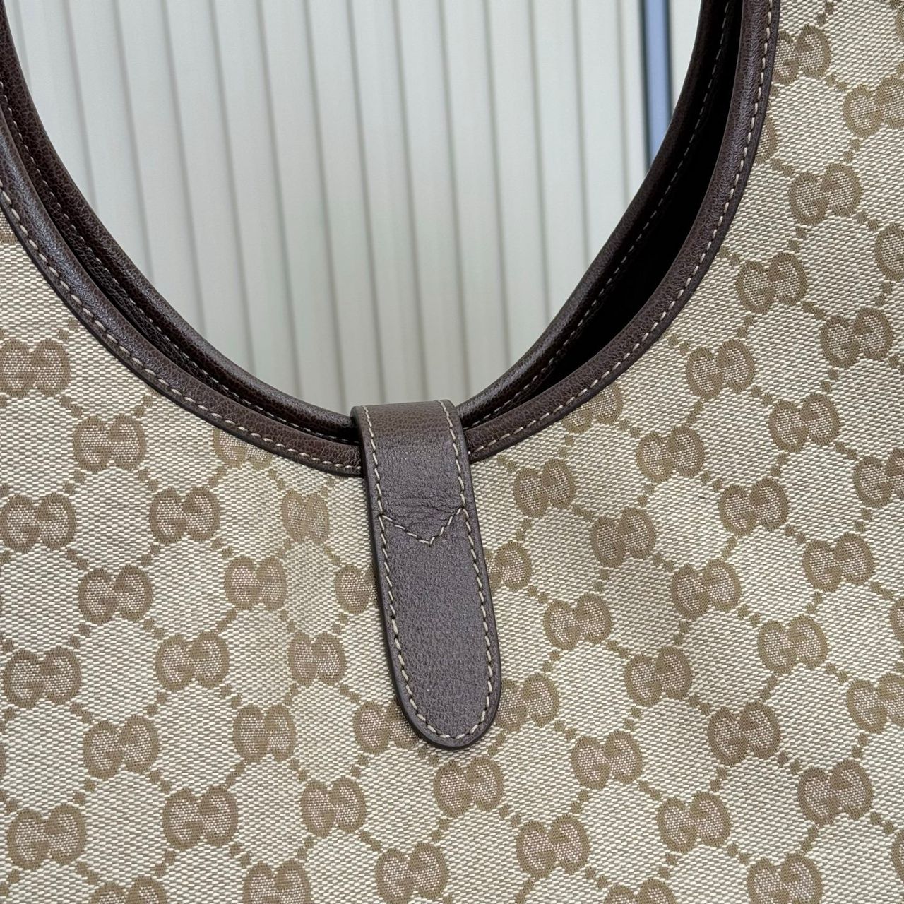 Gucci Jackie Tote Bag Beige Ebony .