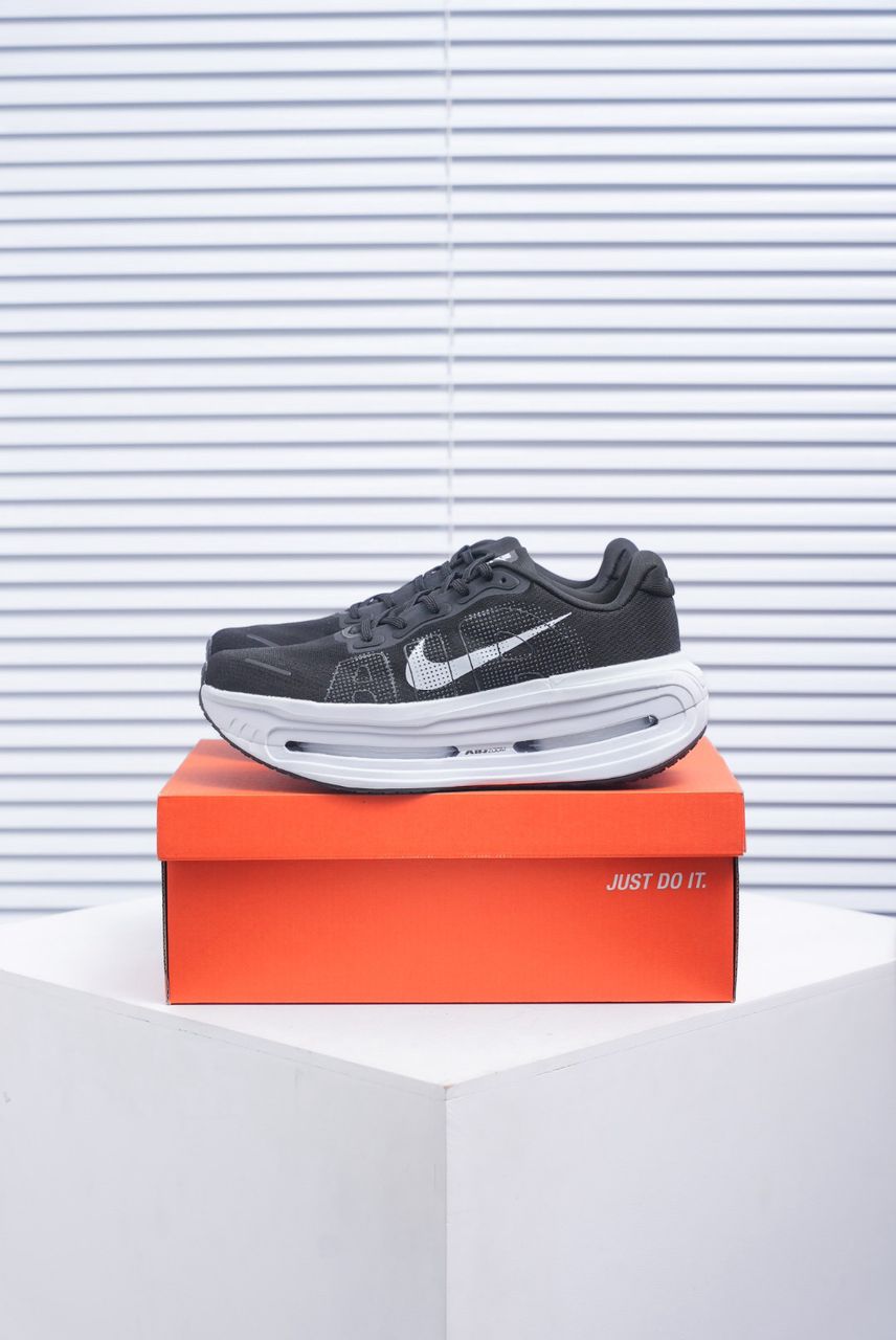 Nike Vomero Premium