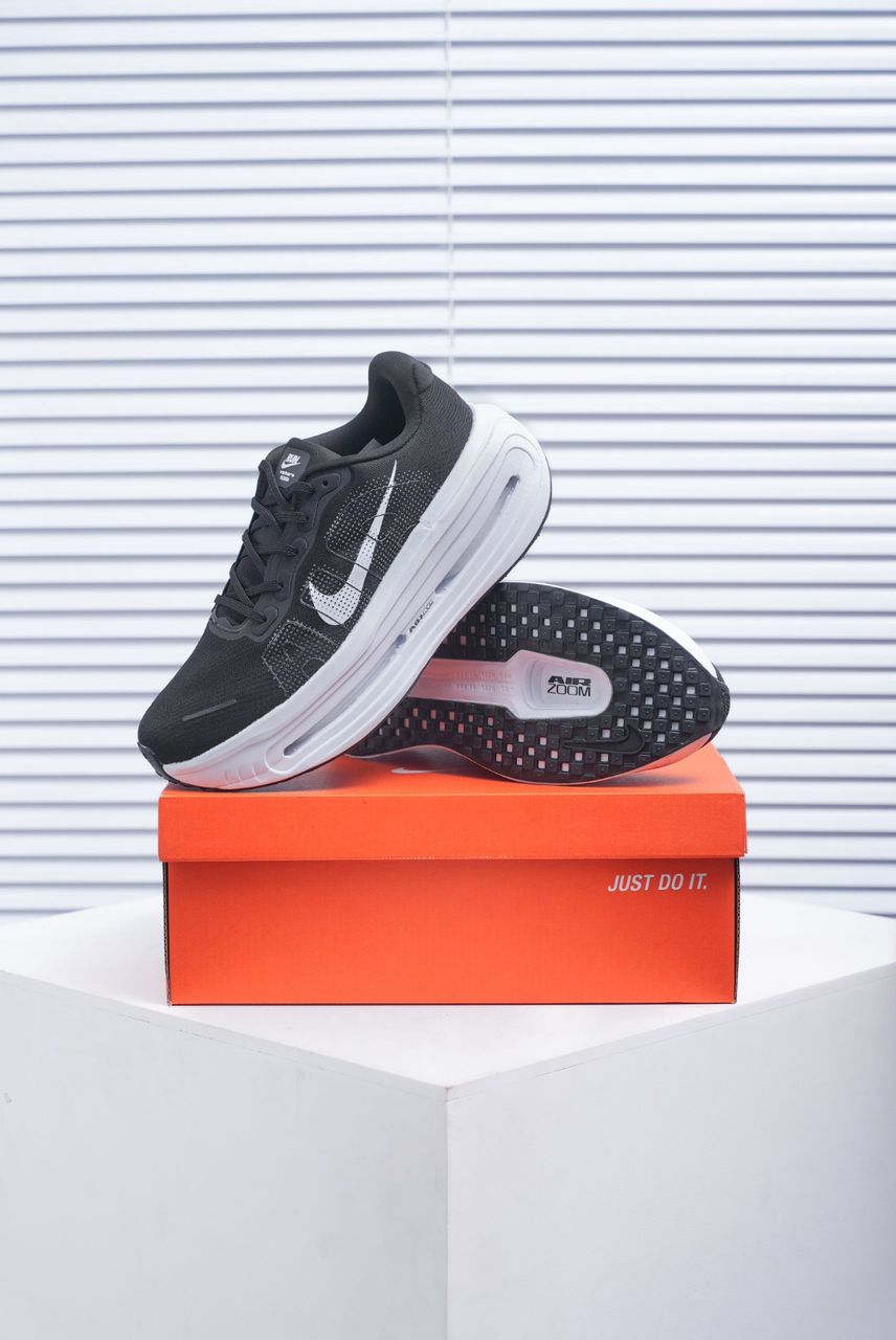 Nike Vomero Premium