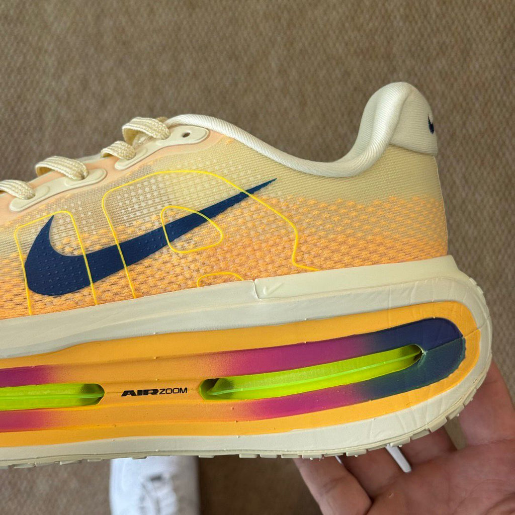 Nike Vomero Premium Alabaster.