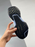 Nike ZoomX Invincible Run Flyknit 3