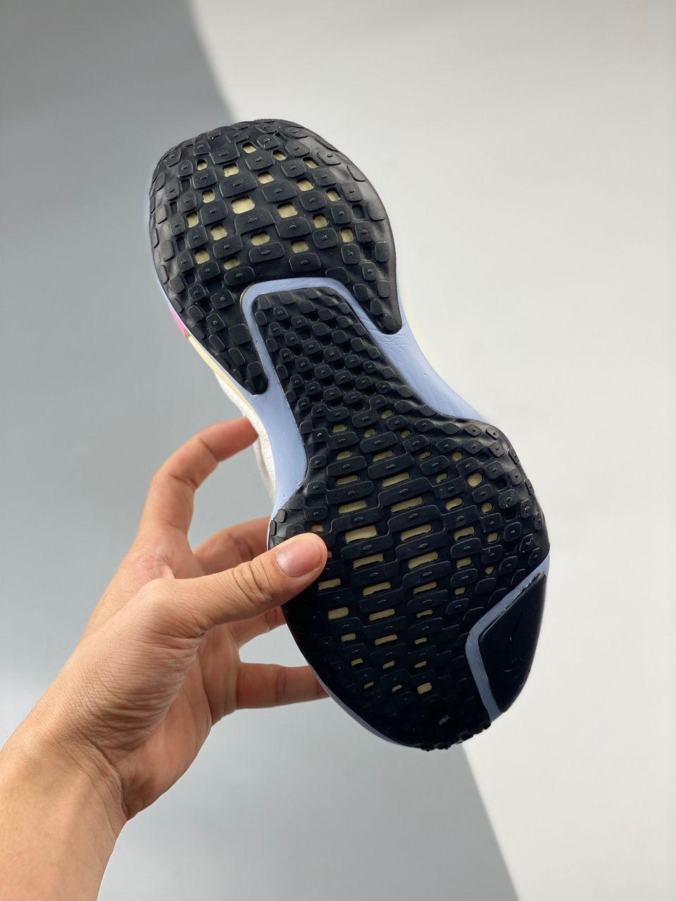 Nike ZoomX Invincible Run Flyknit 3