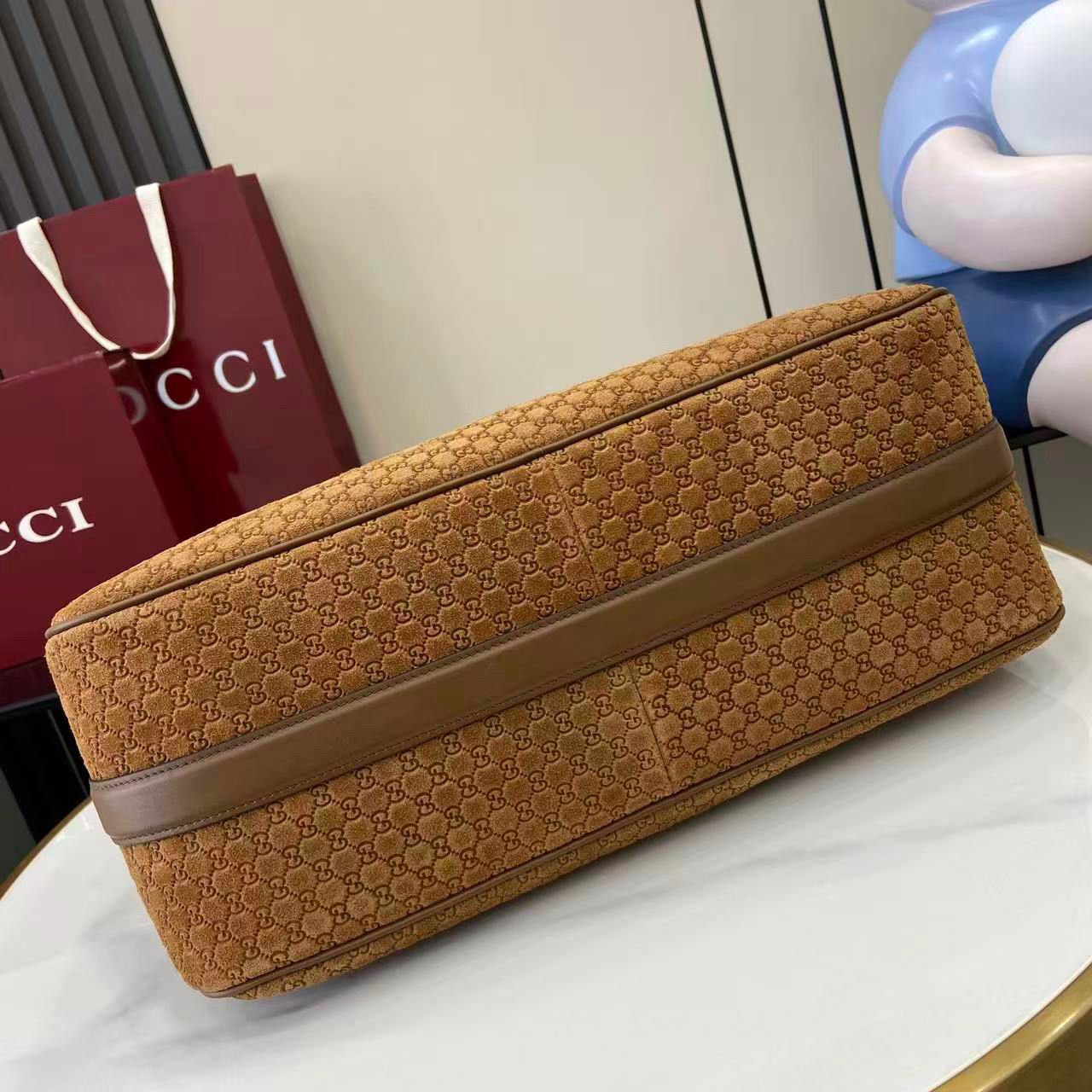 Gucci GG Shoulder Bag Canvas Brown .