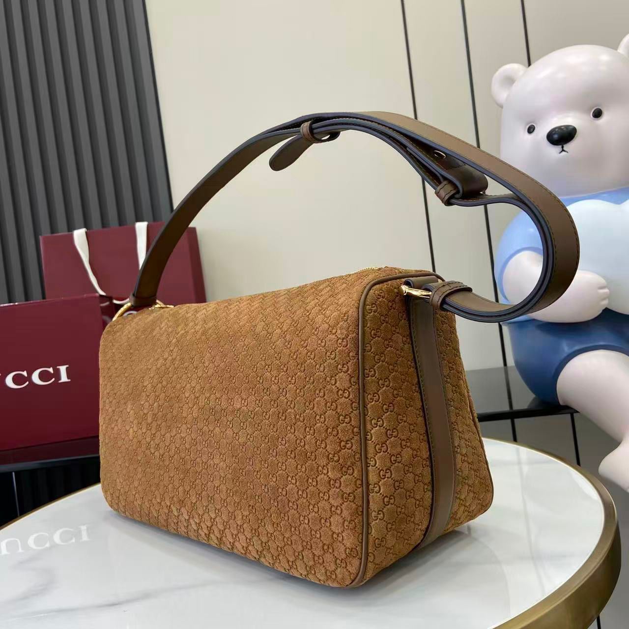 Gucci GG Shoulder Bag Canvas Brown .
