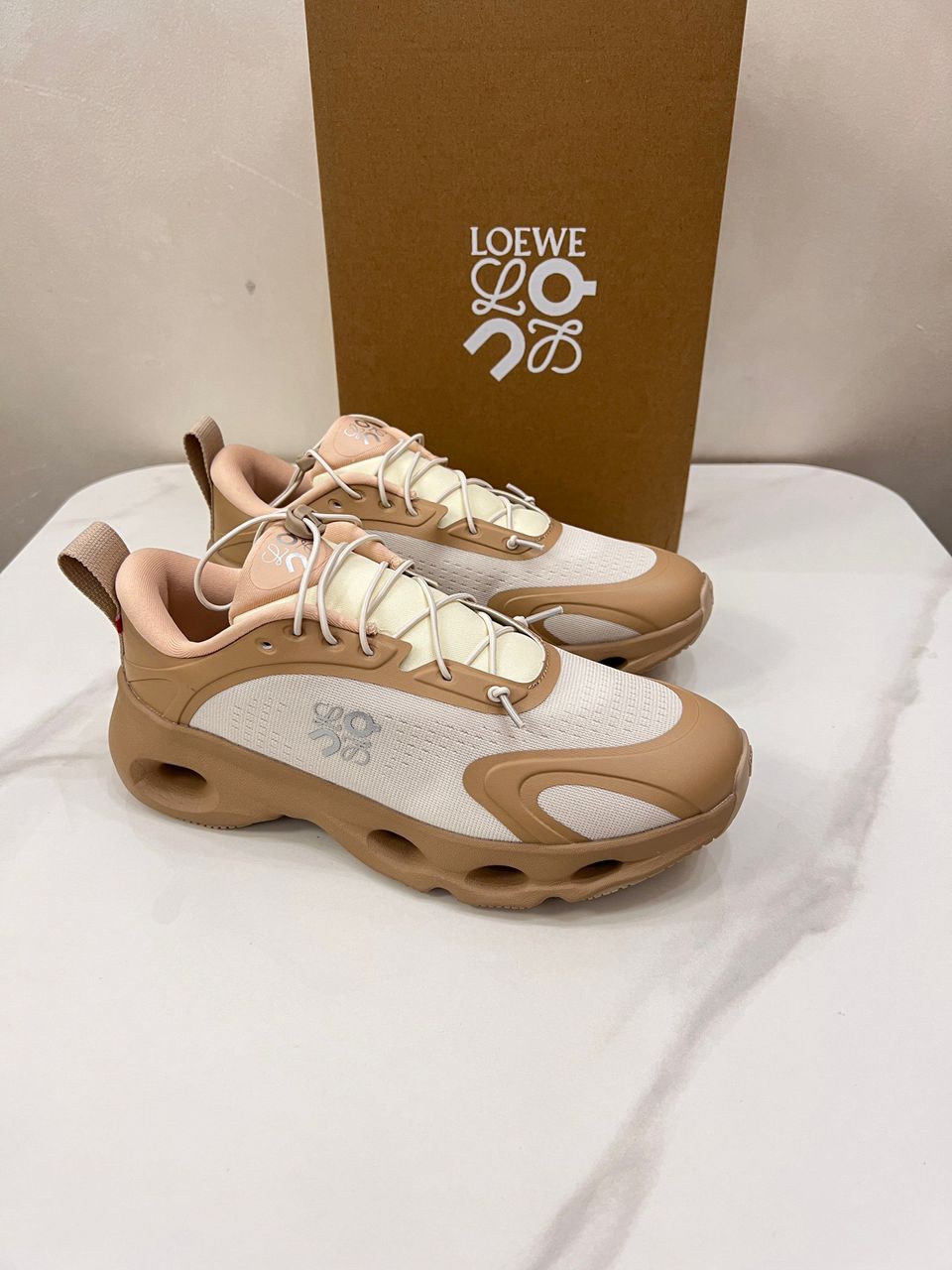 LOEWE x On Cloudsolo