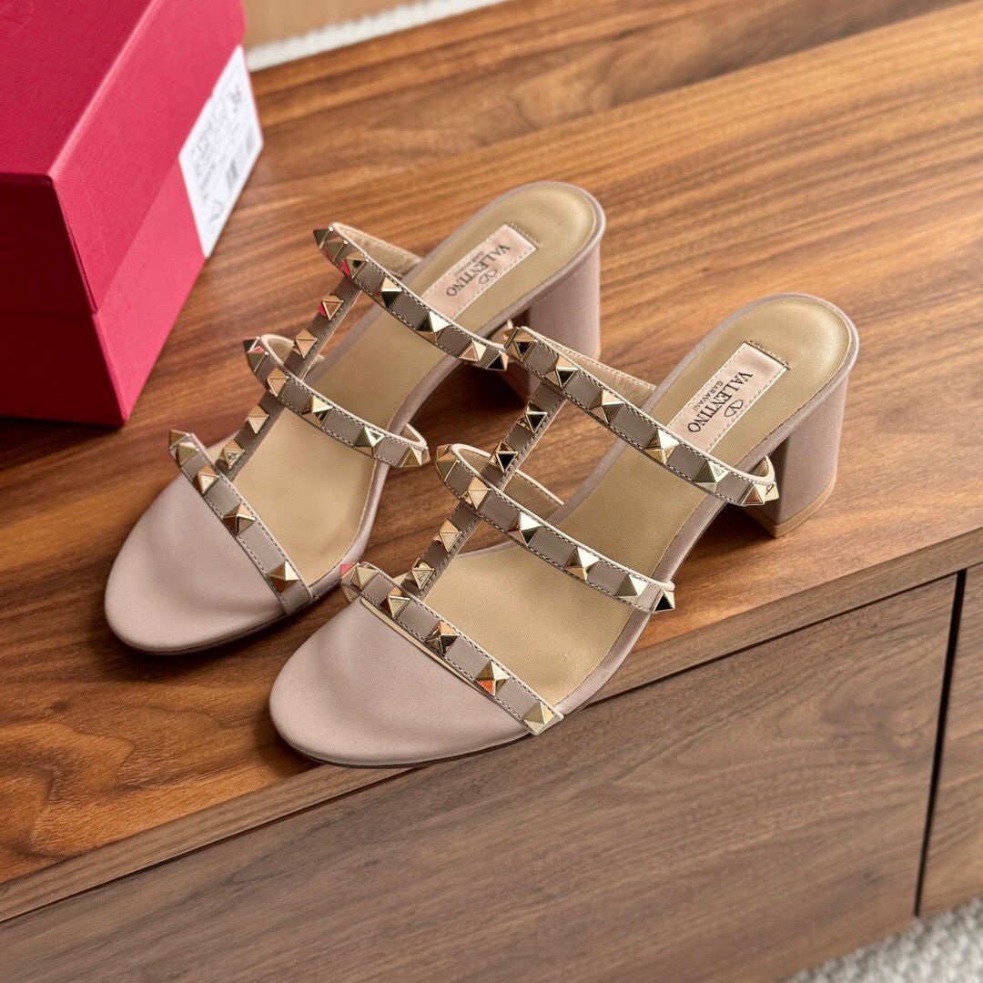 Valentino Garavani Rockstud Sandal