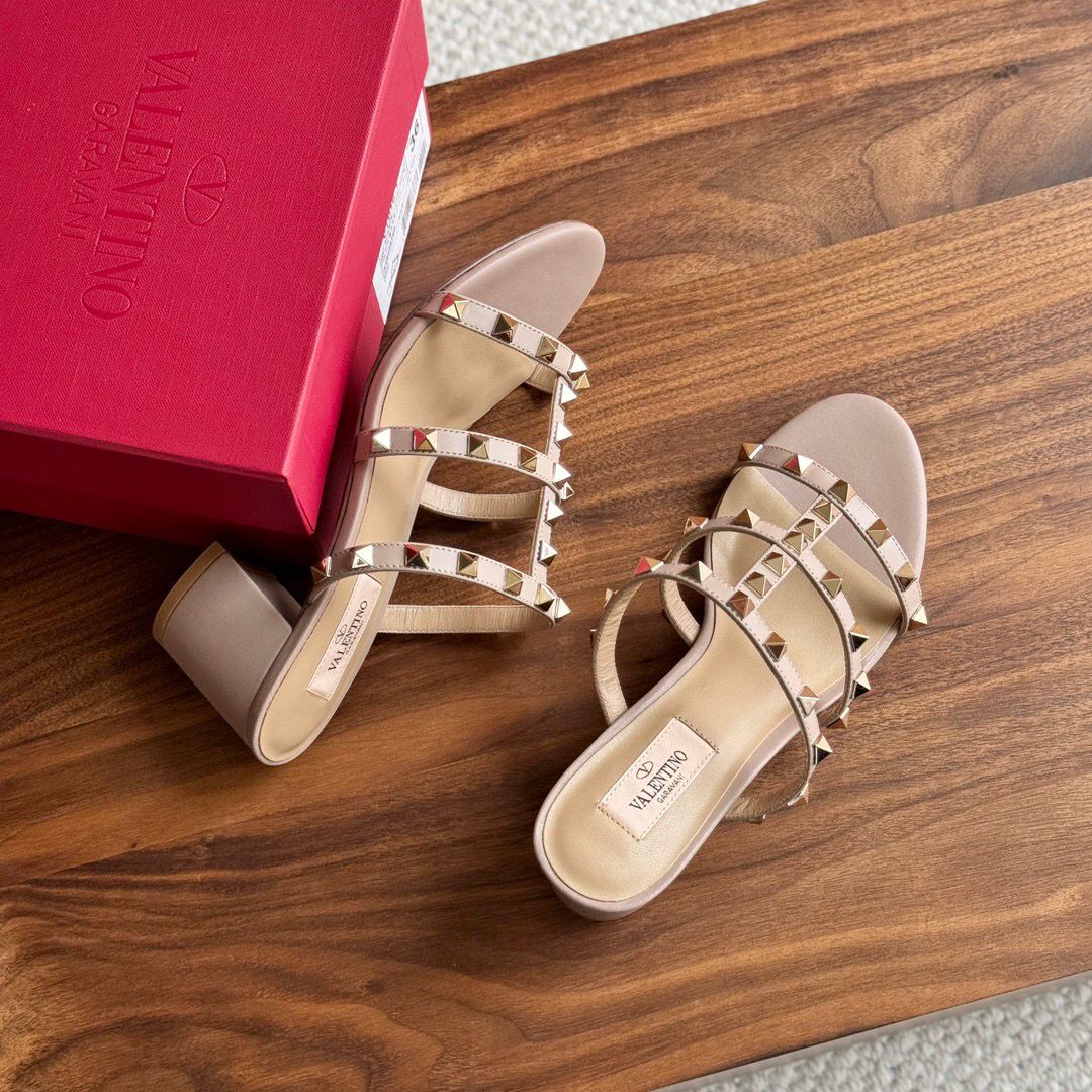 Valentino Garavani Rockstud Sandal