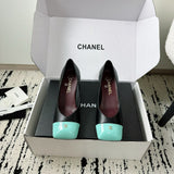 Chanel Cap-Toe Pump Preto e Verde Água. Salto 6,5 cm . ( Pronta entrega )