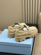 Mocassim Prada Camurça