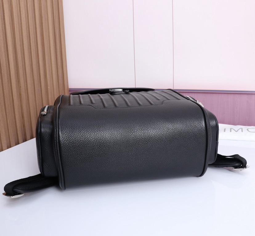 Mochila Rimowa Structured Leather Backpack Black .