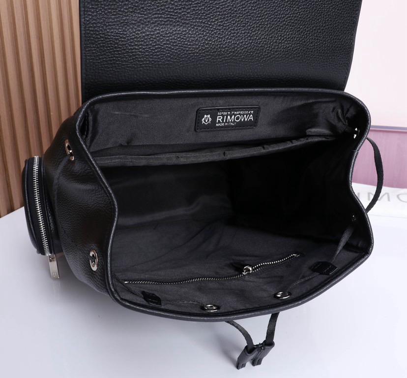 Mochila Rimowa Structured Leather Backpack Black .