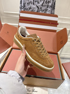 Loro Piana Walk Camurça