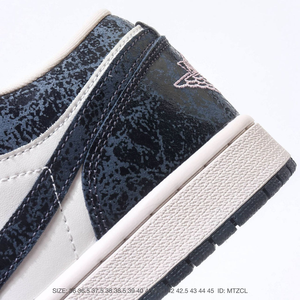 Air Jordan 1 Low SE "Iced Carmine"
