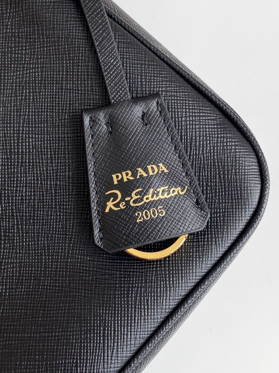 Bolsa Prada Chain Shoulder Bag Couro Preto .