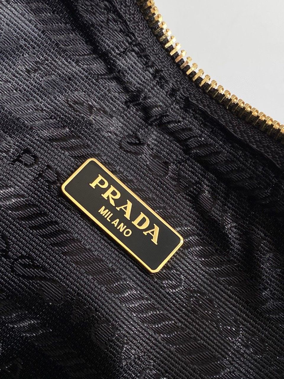 Bolsa Prada Chain Shoulder Bag Couro Preto .