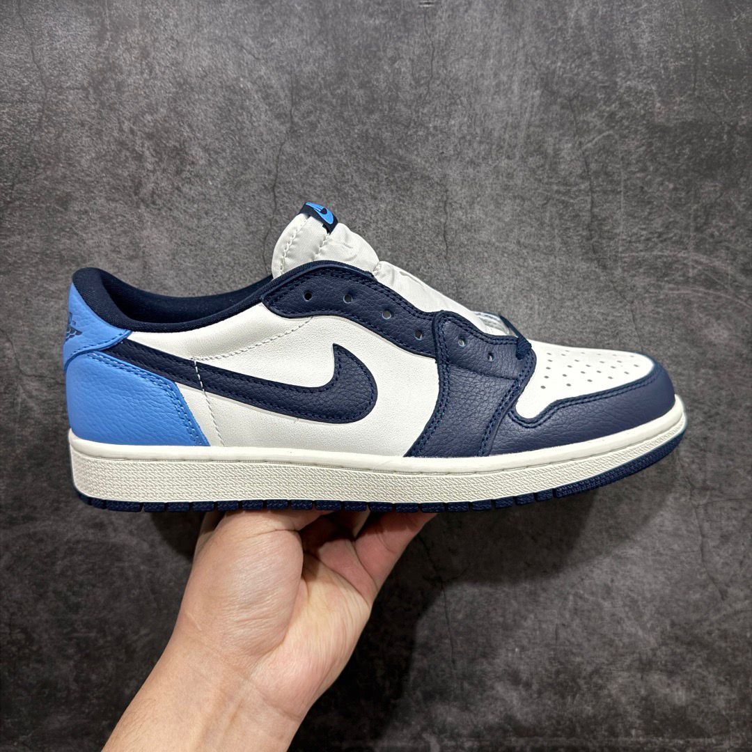 Nike Air Jordan 1 Low OG "Obsidian"