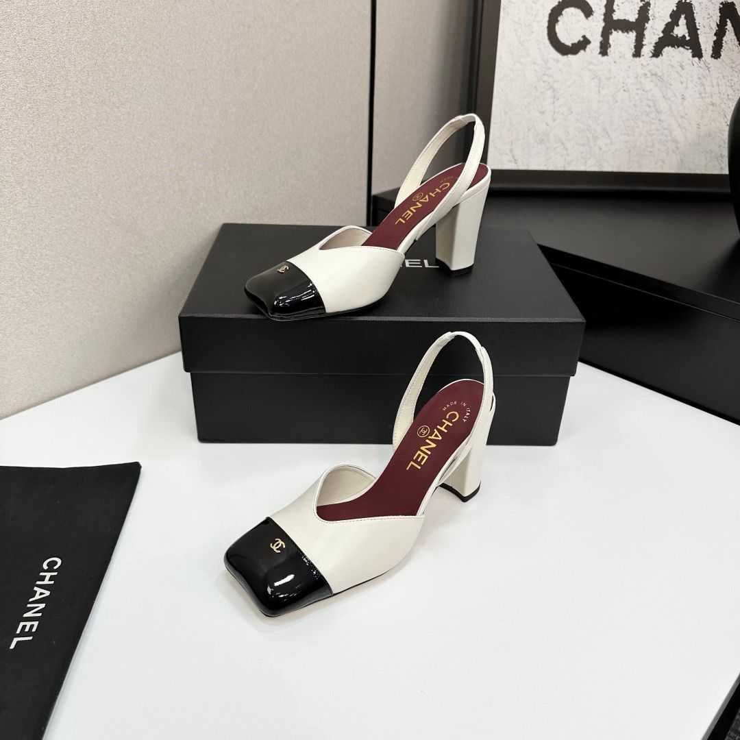 Chanel Slingback Block Heel  White & Black  Patent. Salto 9 cm.