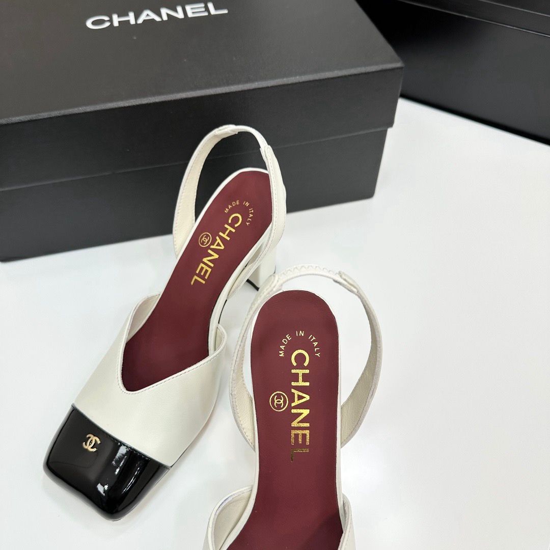 Chanel Slingback Block Heel  White & Black  Patent. Salto 9 cm.