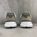 Louis Vuitton classic Green and gray .