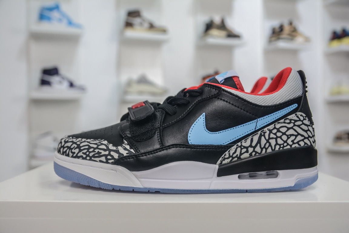 Jordan Tênis masculino Air Legacy 312 Low na cor preta e Wolf Grey .