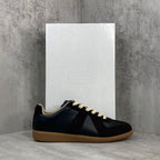 Maison Margiela Black/ebony .