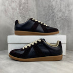 Maison Margiela Black/ebony .