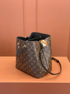 Louis Vuitton NéoNoé MM Monogram Canvas Black .