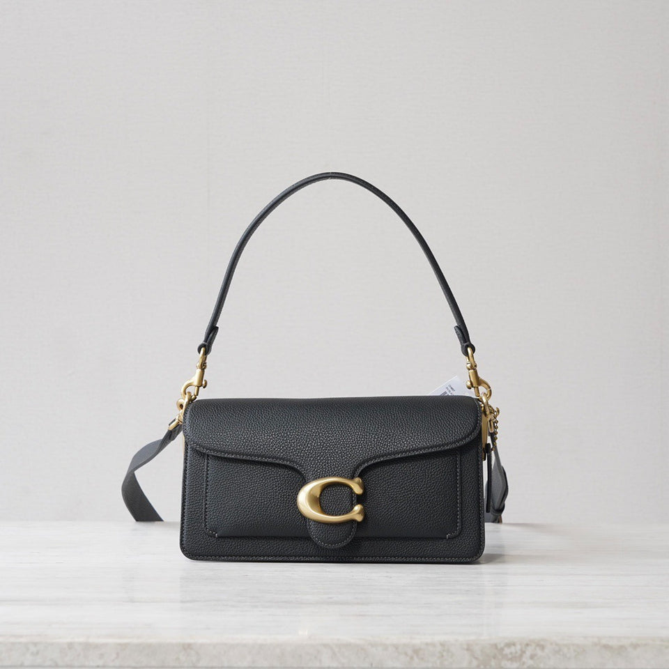 Bolsa Coach Tabby em Couro Preto com Interior Caramelo .