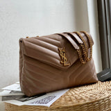 Bolsa Saint Laurent Loulou Média em Couro Matelassê Dark Bege com Ferragens Douradas .