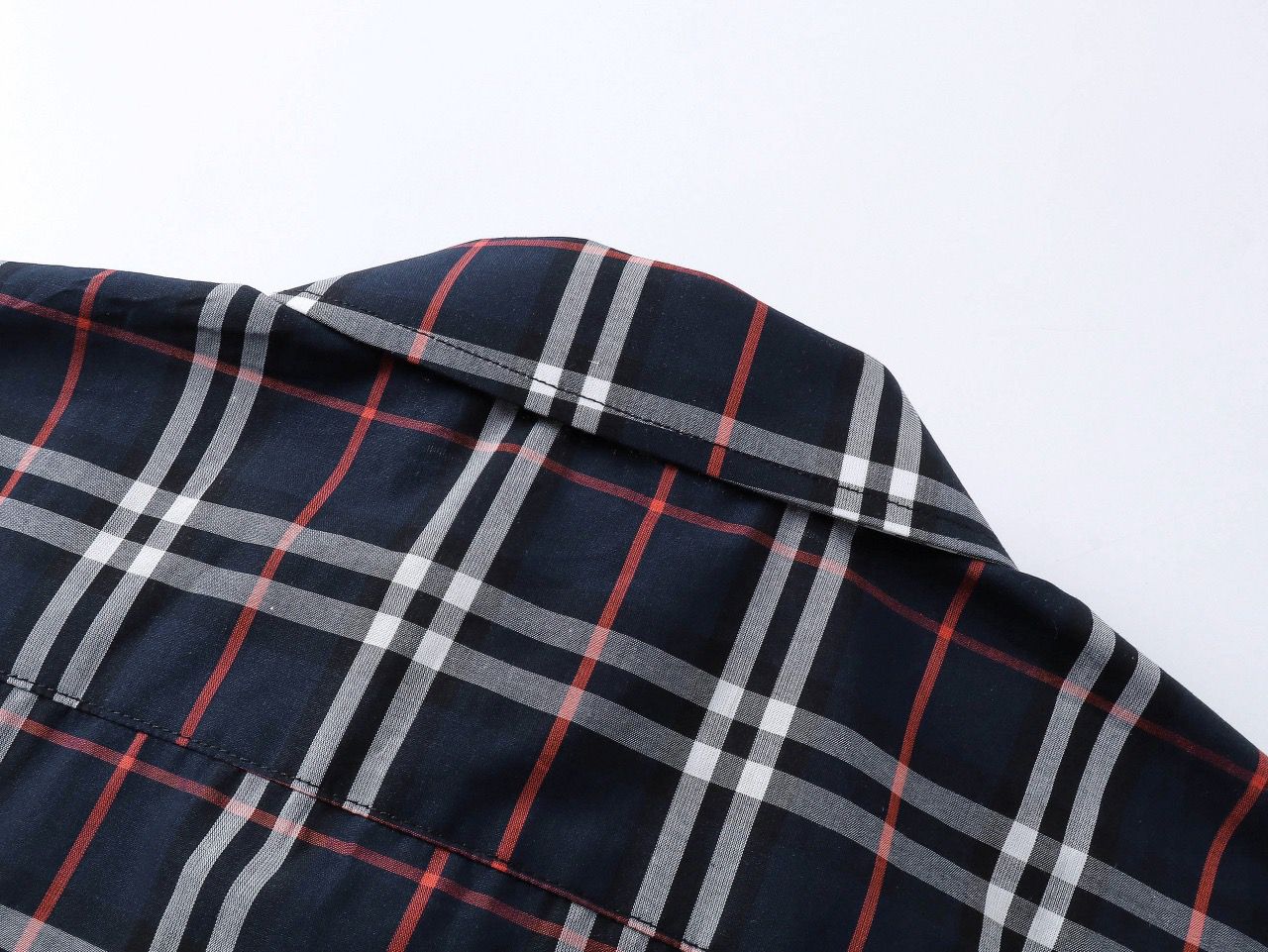 camisa BURB.