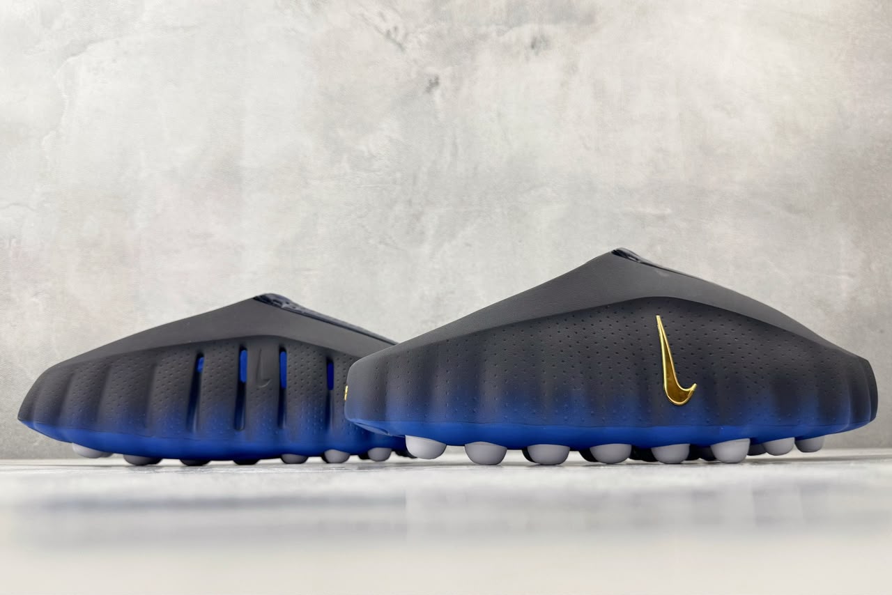 Nike Mind Slide Azul e Preto .