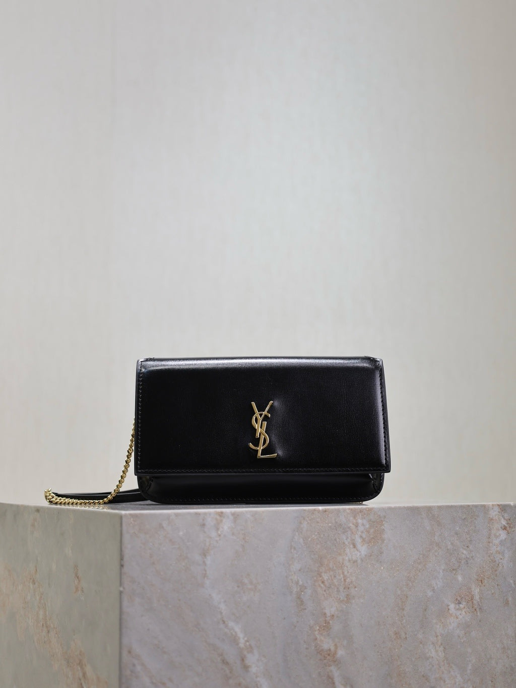 Bolsa Yves Saint Laurent Tiracolo Cassandre