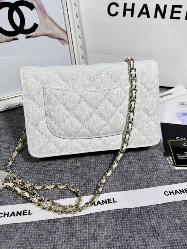 Bolsa CHANEL WOC White ferragens douradas