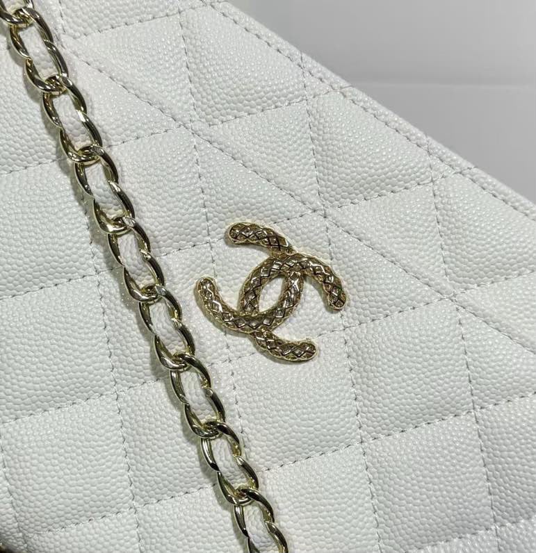 Bolsa CHANEL WOC White ferragens douradas