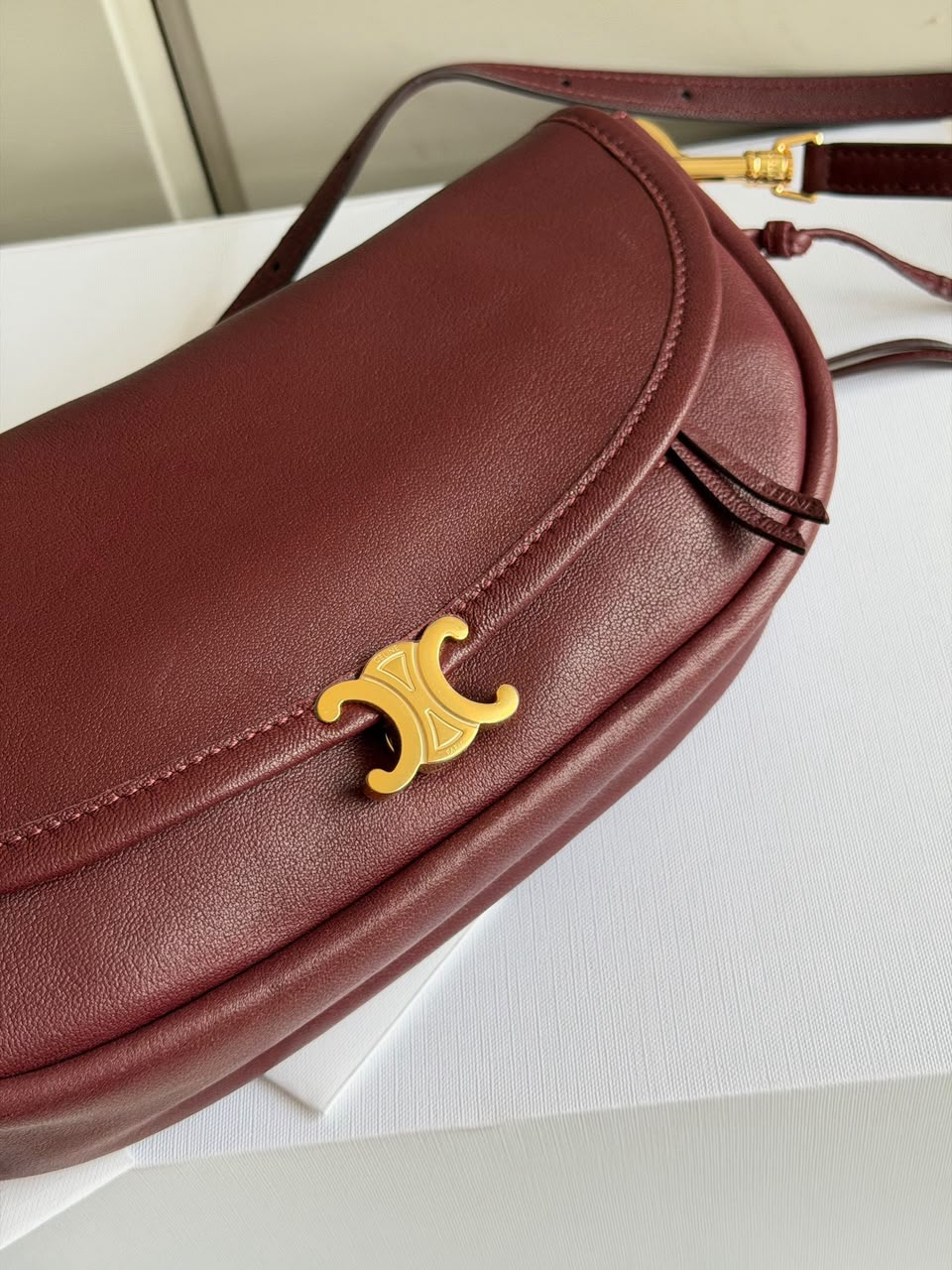BOLSA Celine Little Halfmoon Soft Triomphe